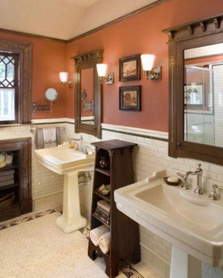 Classic Style bathroom